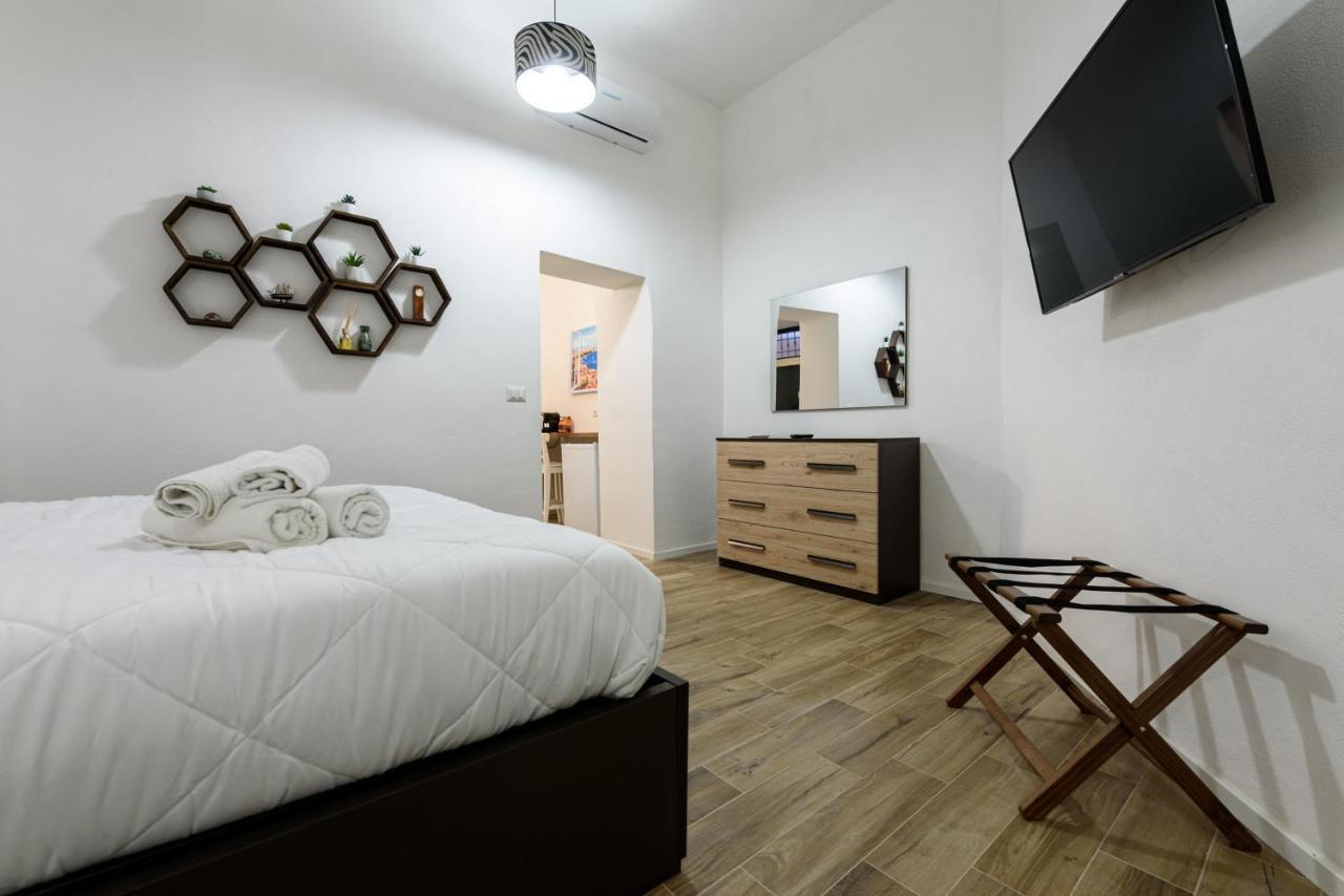 Il Cuore Di Napoli. Little Sweet Home. Appartement